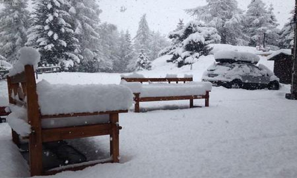 Nord Italia, più neve a maggio che a novembre. Ma gli impianti sono chiusi