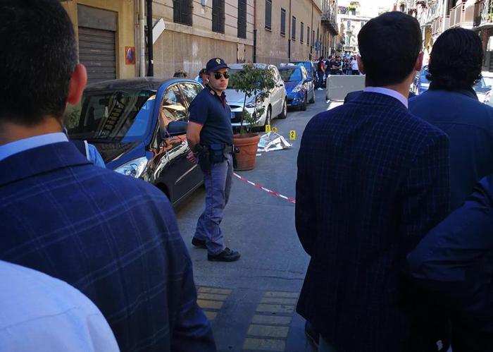 Palermo, agguato di mafia: boss Giuseppe Dainotti ucciso con un colpo in testa