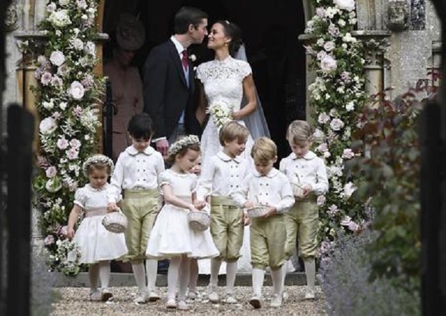 Pippa Middleton, testimone dello sposo: "Serra il c... quando sali le scale"