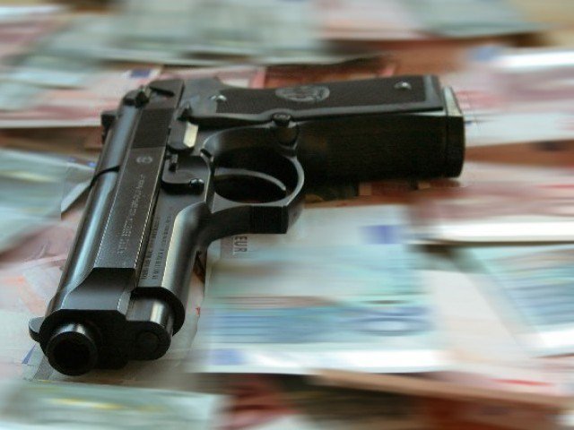 Karachi (Pakistan), commercianti protetti da organizzazioni criminali contro i furti