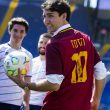Justin Trudeau, premier canadese con la maglietta di Totti