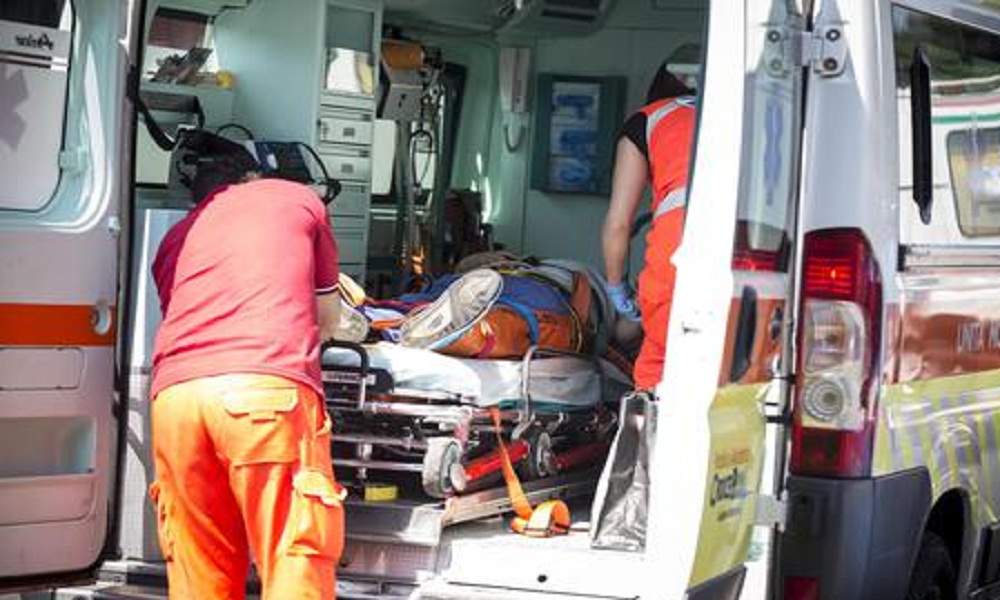 Venezia, scontro tra auto e scooter: muore Franco Zanella