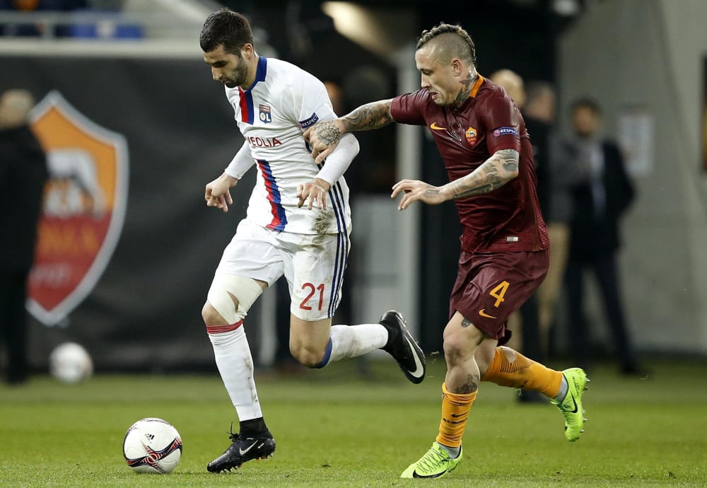 Calciomercato Roma, in arrivo Maxime Gonalons: affare da 5 milioni