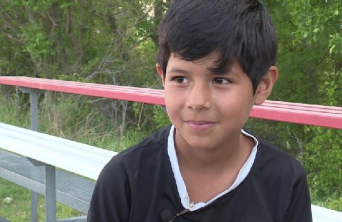 Mili, 8 anni, squalificata dal torneo di calcio perché "sembra un maschio"