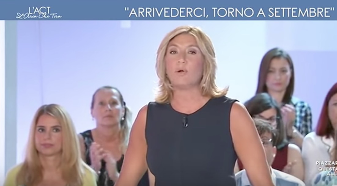 YOUTUBE Myrta Merlino lascia (momentaneamente) L'Aria che tira: "Ho un problema familiare"