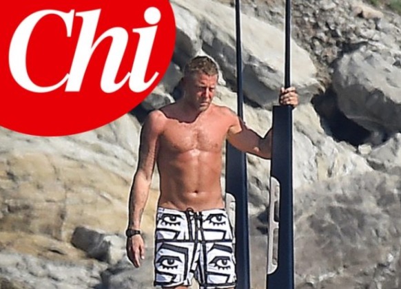 Lapo Elkann in ottima forma in Liguria: le foto di Chi