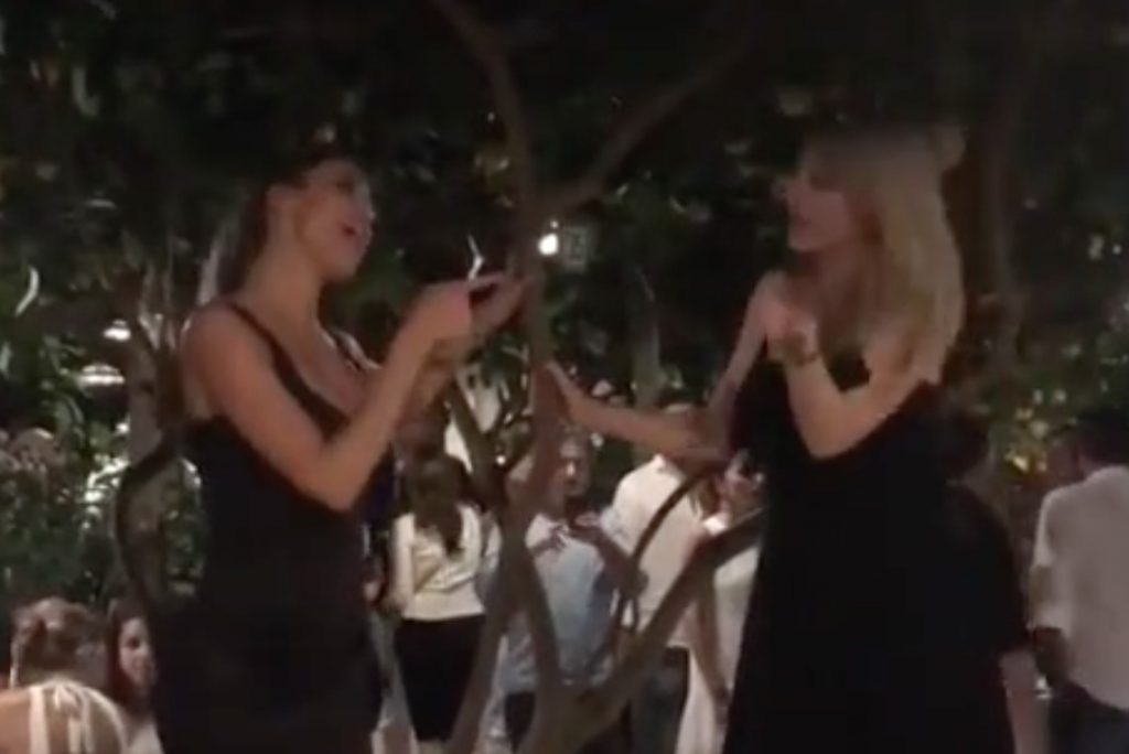 Belen Rodriguez, balletto con scenata a Capri. Dagospia: "Gelosa di De Martino" VIDEO