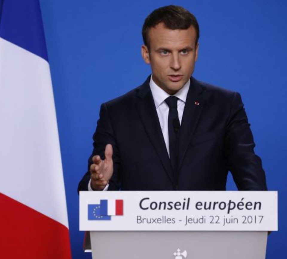 Ue, sanzioni alla Russia estese per 6 mesi. "Non rispettati accordi sull'Ucraina"