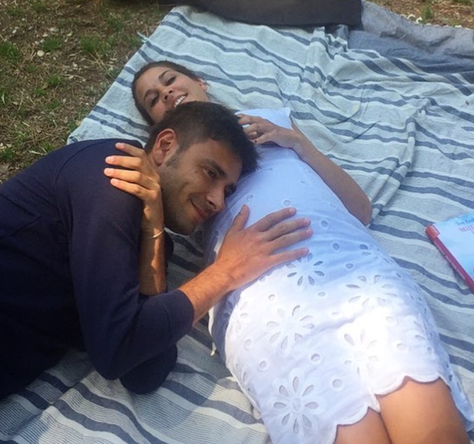 Alessandro Di Battista presto papà. Ma su Facebook è ancora single