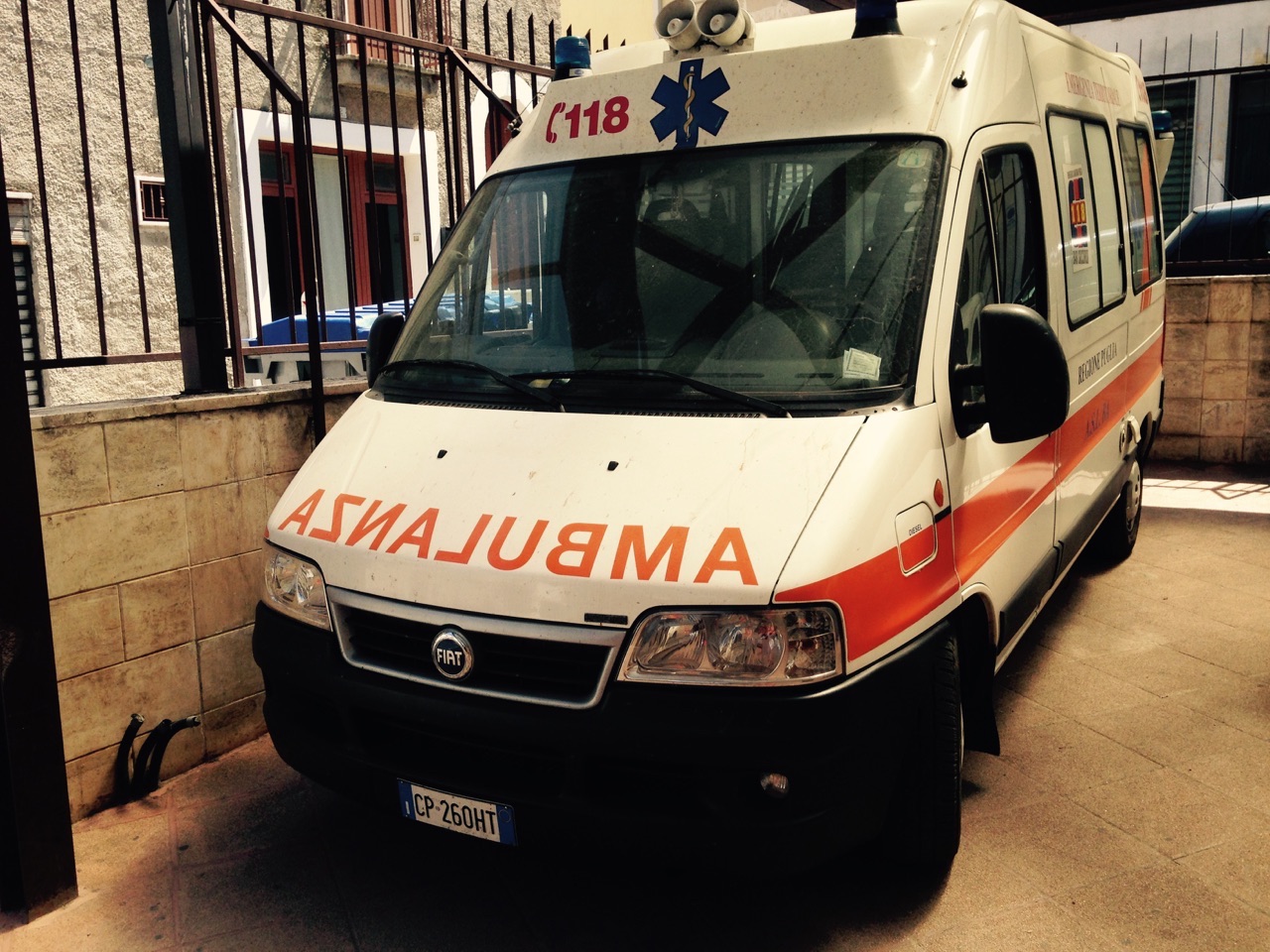 Santeramo in Colle, la figlia non risponde al telefono: mamma va a casa e la trova morta