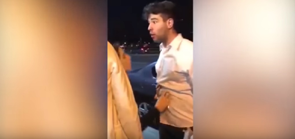 Giovane avvocato discute con delle ragazze fuori da un locale: ecco come finisce