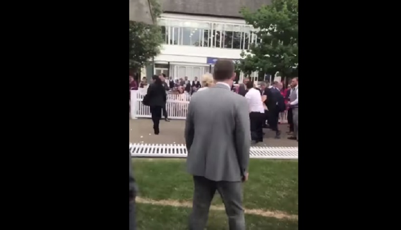 Ascot, tra le signore col cappellino scoppia la rissa: colpa dell'alcol