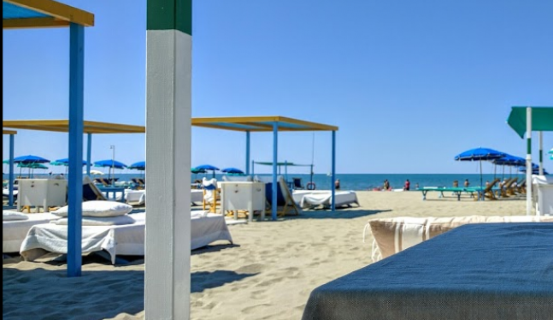 Alessia Berlusconi a Forte dei Marmi rileva i Bagni Alcione per 1 euro