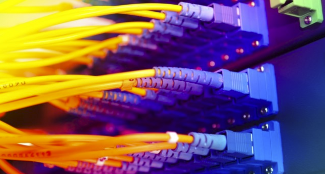 Banda larga e ultralarga, la fibra dei misteri