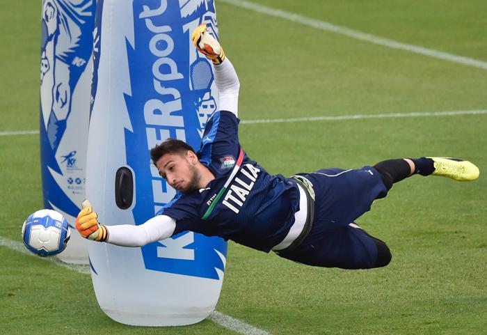 Calciomercato Milan, Donnarumma non rinnova: l'annuncio del club