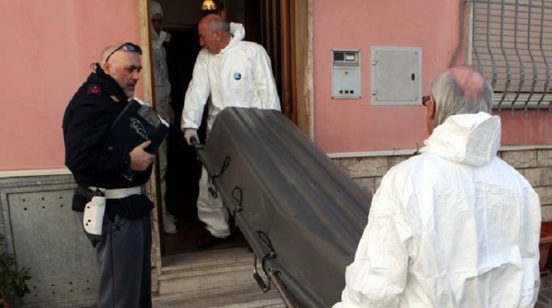 Genova, trovata donna morta in casa da 20 giorni. La porta era accostata