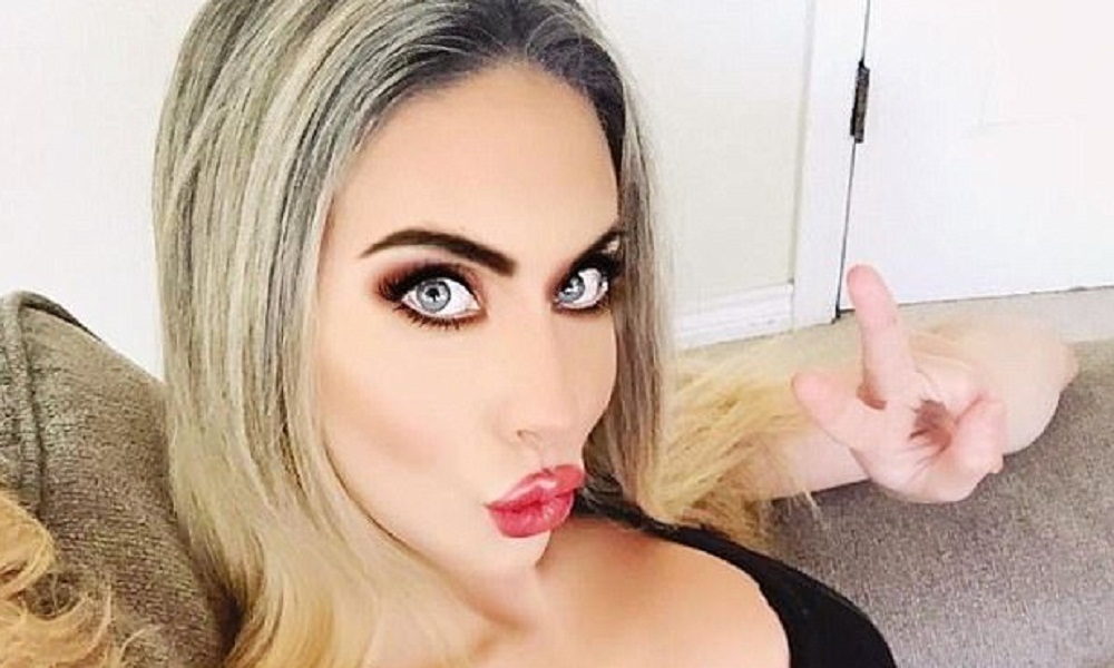 Chloe Lattanzi contro gli haters: "Quest'anno io e mia madre vi prenderemo a calci"