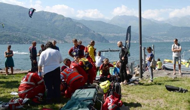 Lago di Como, si capovolge col catamarano: grave Cristiano Bernardelli