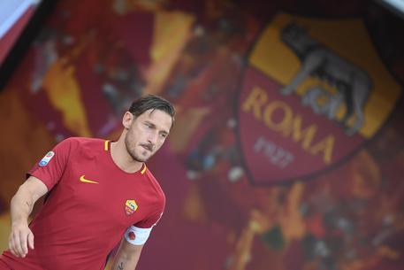 Francesco Totti si è convinto: accetterà l'incarico da dirigente nella Roma