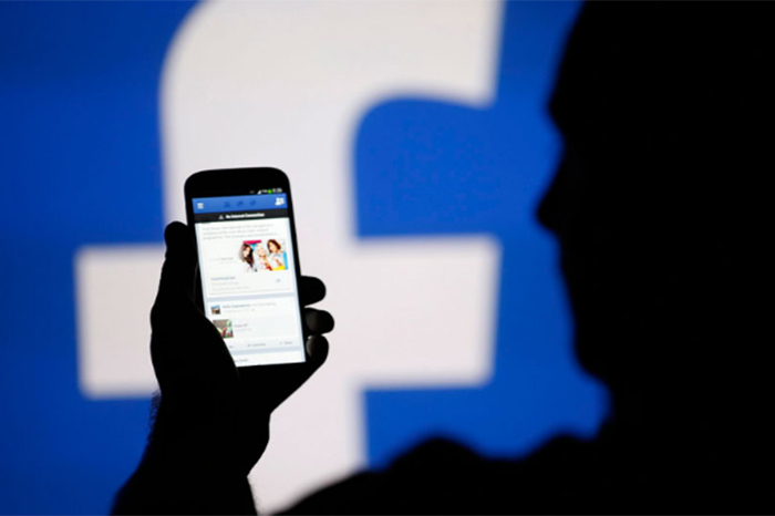 Facebook, un bug svela ai terroristi i nomi dei suoi moderatori