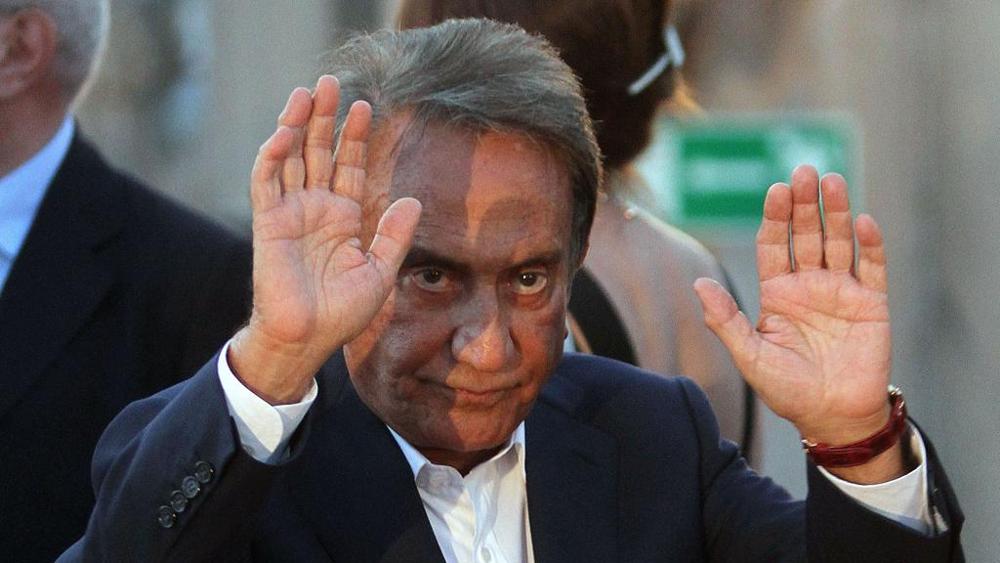 Emilio Fede: "In banca ho solo 2800 euro. Col c.. che vado in galera"