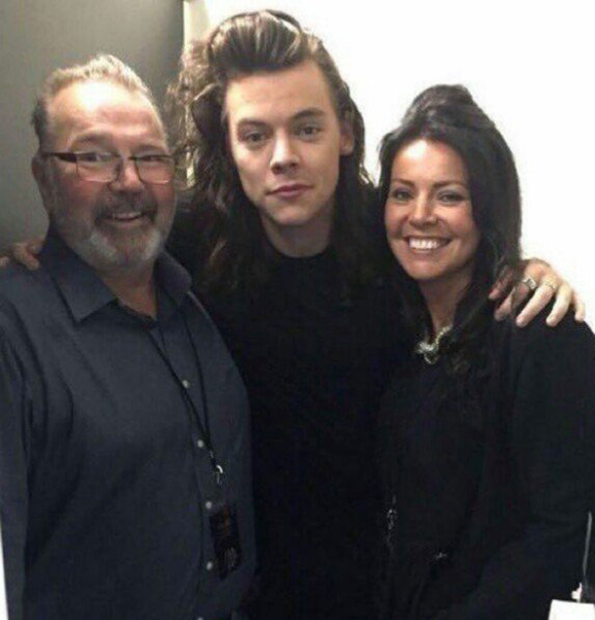 Harry Styles, morto il patrigno Robin Twist: aveva il cancro
