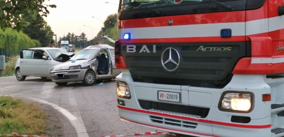 Mantova, incidente frontale: mamma muore, feriti i due figli