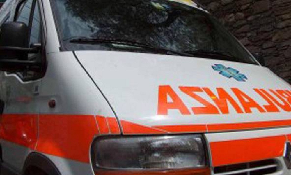 Sbanda col furgone e si schianta contro il muro: è morto Vincenzo Conte