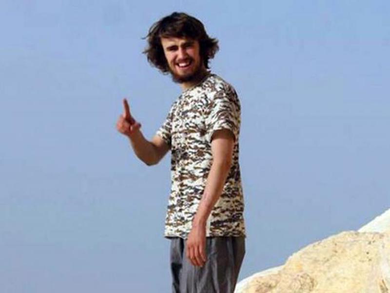 Isis, Jihadi Jack rinnega il Califfato e diserta: "Li odio"