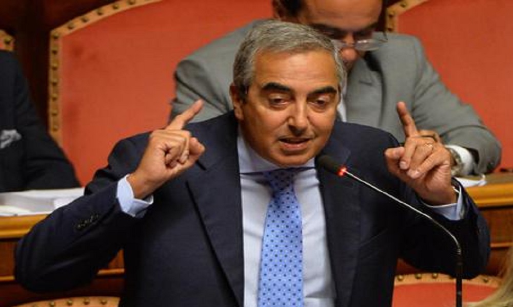 Maurizio Gasparri (foto Ansa)