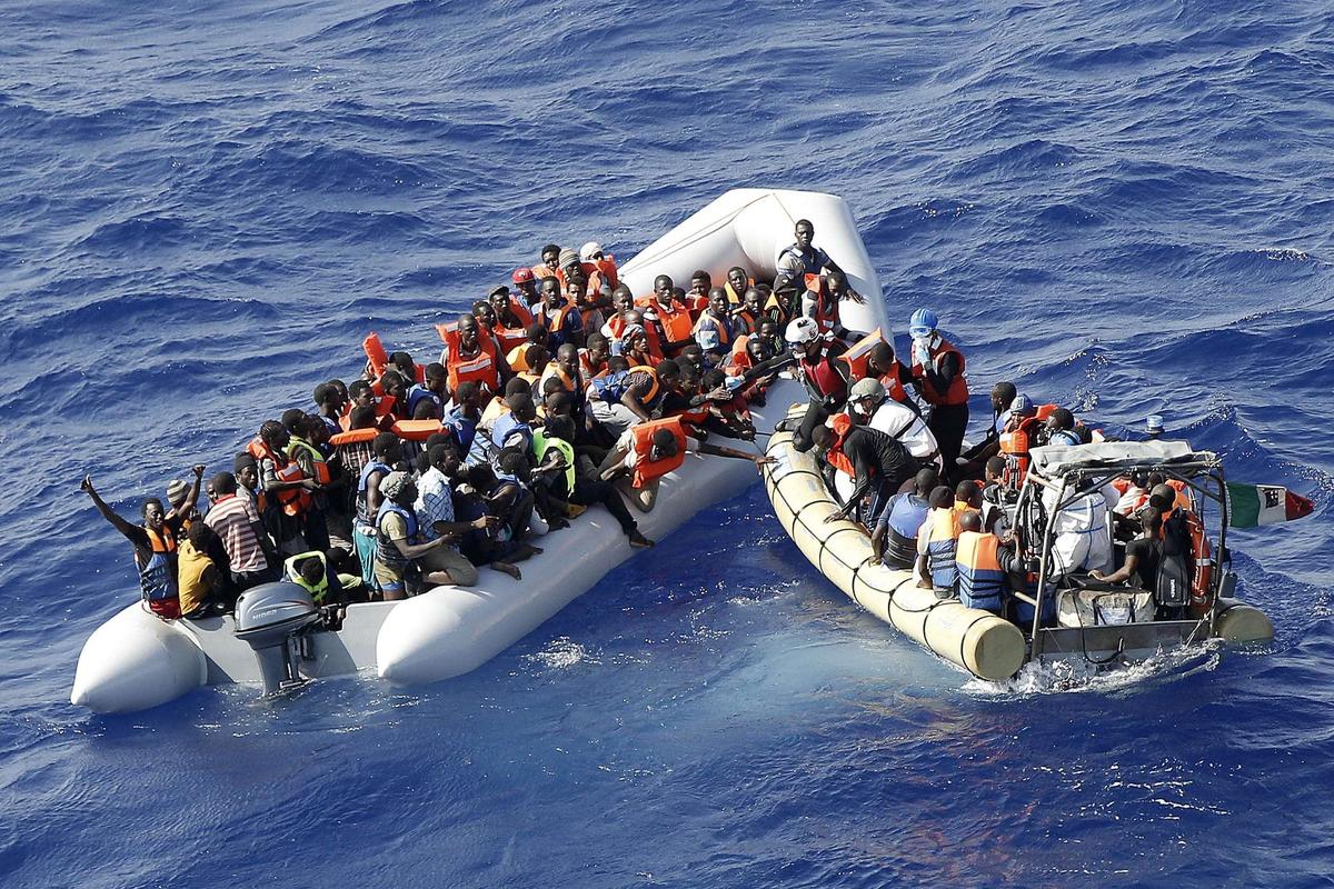 Palermo, fermata banda del traffico di migranti: "Portano jihadisti in Italia"