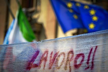 Manovra 2018: contributi dimezzati per chi assume giovani under 35. Tutte le ipotesi