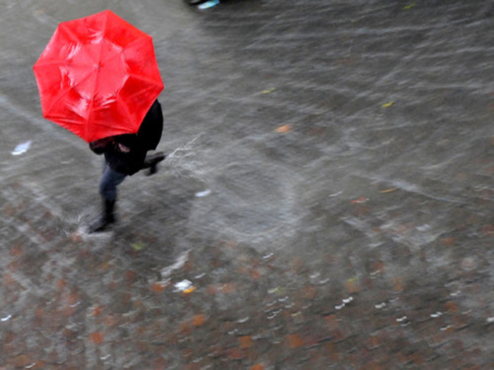 Meteo, in arrivo piogge e freddo: temperature giù anche di 10 gradi