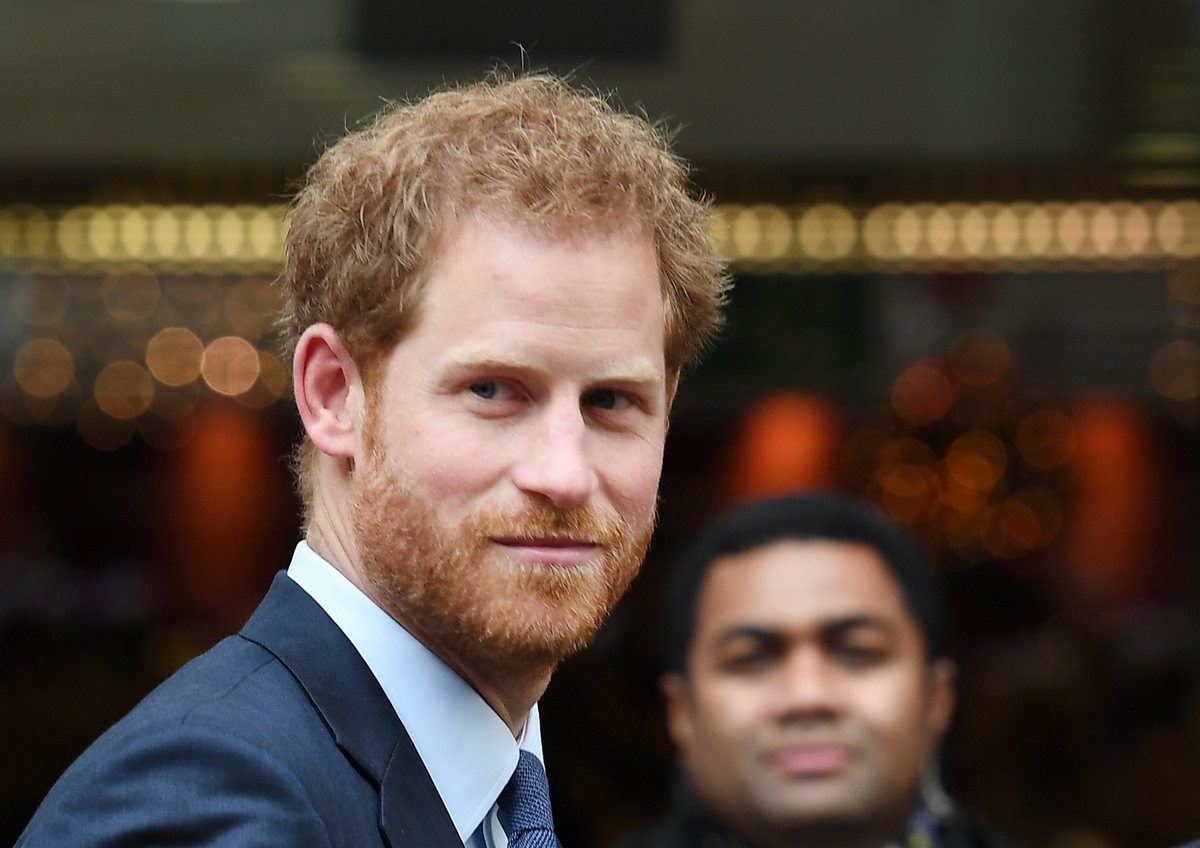 Principe Harry e il funerale di Lady Diana: "Nessun bambino dovrebbe essere costretto a seguire la bara della madre"