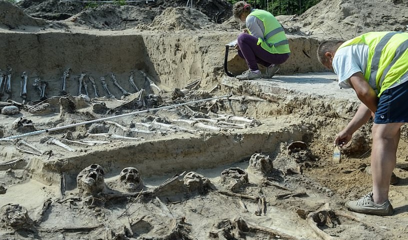 Polonia, scoperti scheletri soldati russi morti in battaglia 150 anni fa
