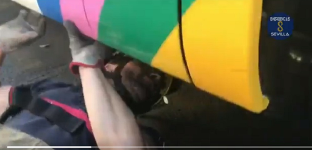 Dal Marocco alla Spagna sotto ad un pullman: profugo 15enne fermato a Siviglia