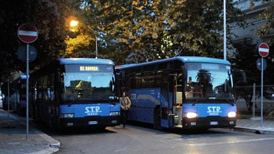 Bari, Barbara Santeramo, figlia del sindacalista, si laurea a 37 anni e 9 giorni dopo diventa dirigente