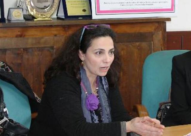 Elezioni comunali Lariano, la grillina Taddei sconfitta insulta i cittadini su Fb