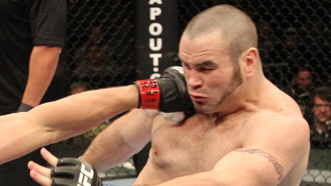 Tim Hague, il pugile canadese, è morto. Due giorni di coma dopo il ko a Edmonton