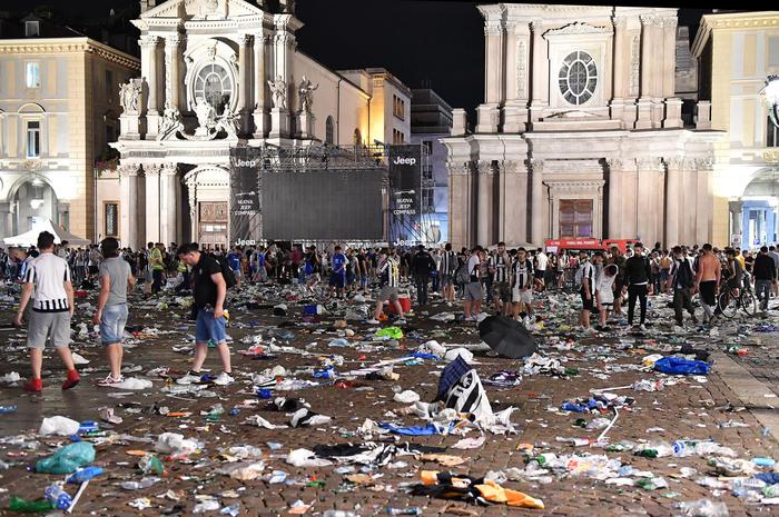 Torino, panico in piazza San Carlo: anche Francesca M. è uscita dal coma
