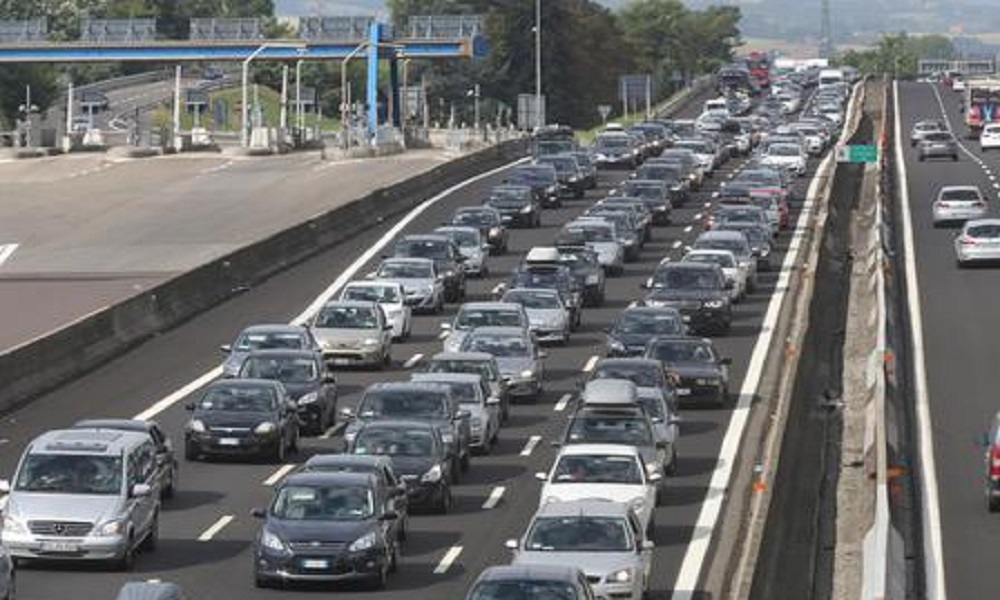 A4, incidente tra due Tir fra San Stino di Livenza e Cessalto: traffico in tilt