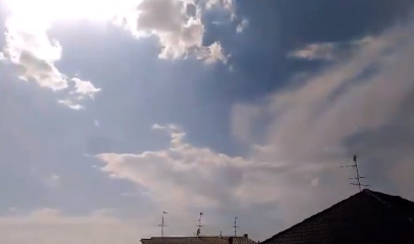 Tromba d'aria nel bresciano: crolla una stalla a Milzanello di Leno