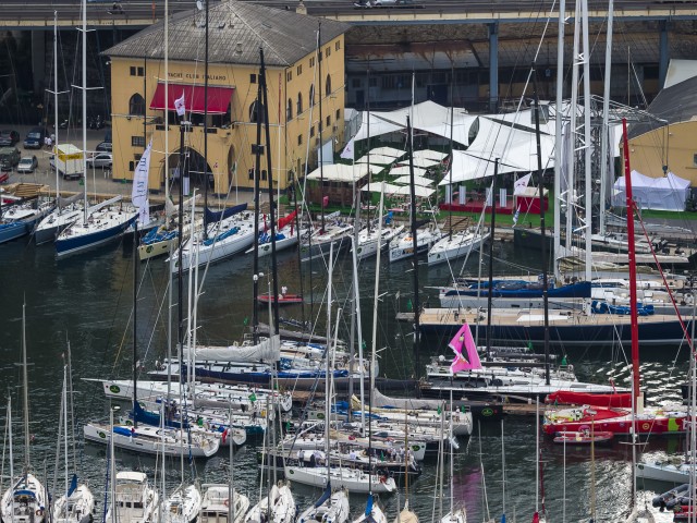 Genova e il crack della democrazia diretta. Da Grillo al salotto buono dello Yacht Club