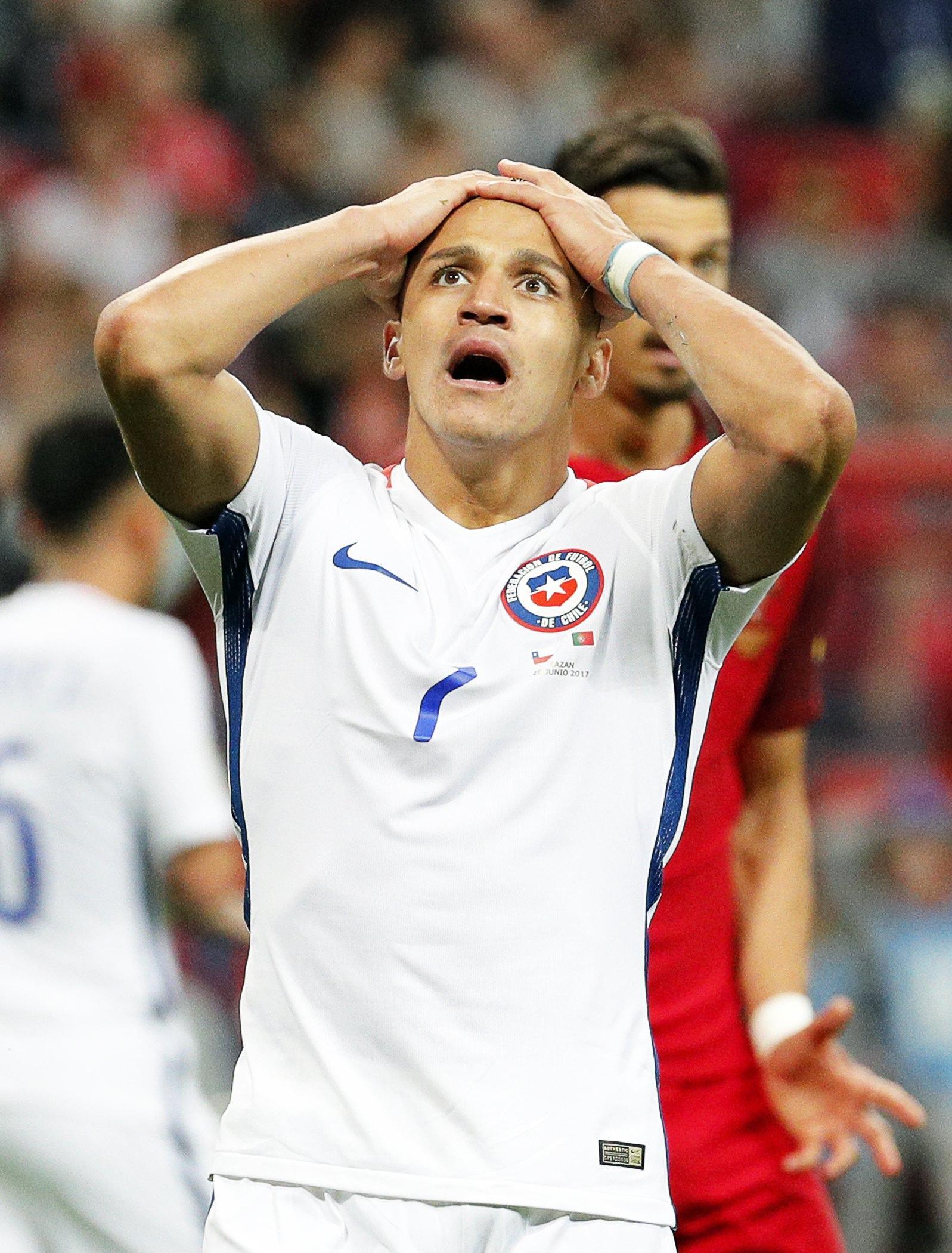 Alexis Sanchez fa il misterioso: "Dove giocherò? Lotterò per vincere la Champions"