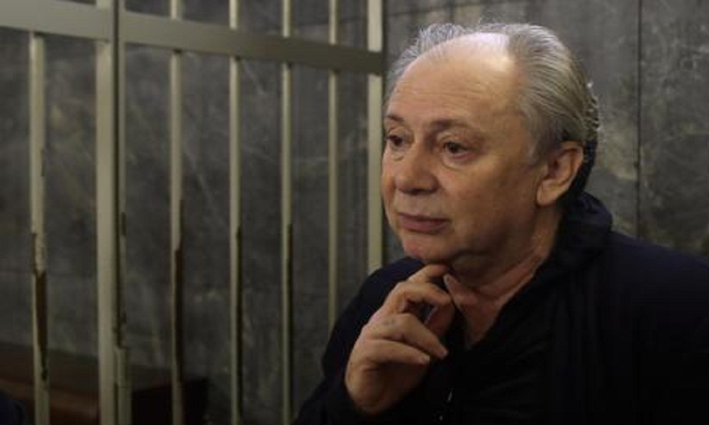 Lele Mora: "In casa ho decine di busti del Duce. La legge Fiano è ridicola"