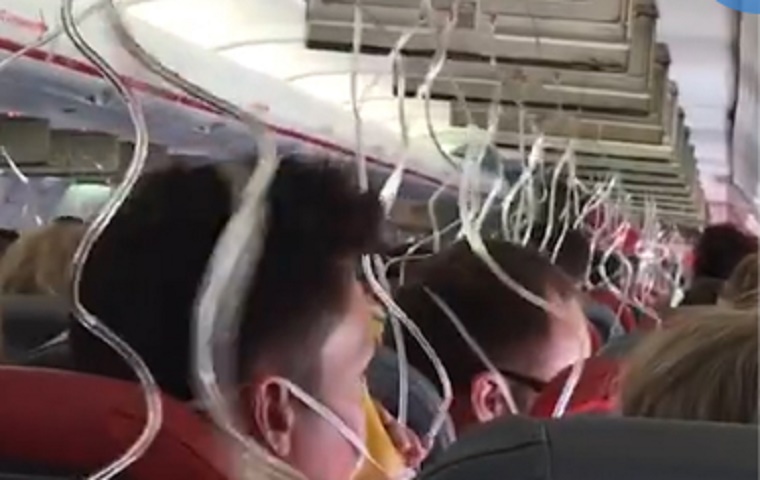 i ho sempre amato": donna saluta marito con sms, ma l'aereo riesce a decollare