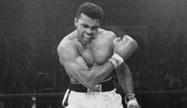 Muhammad Ali, Cassius Clay fa guadagnare se non si parla della sua fede musulmana