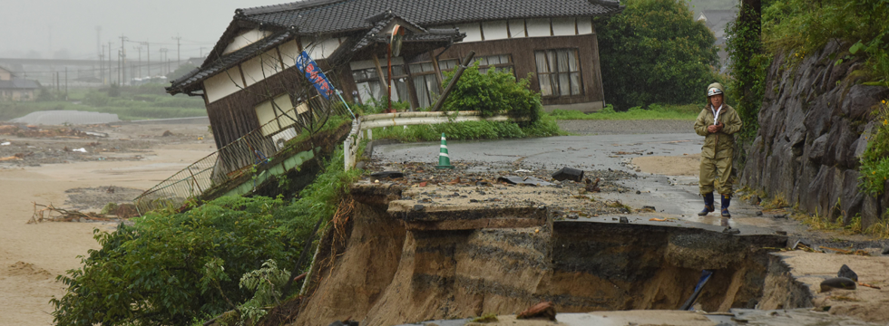 Giappone, alluvione e piogge torrenziali: almeno 15 morti e 20 dispersi