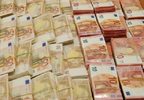 Aosta, soldi neri e casinò: c'è un cattivo odore...