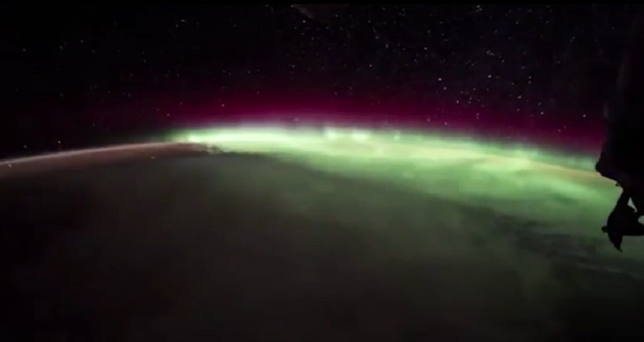 Aurora boreale ripresa dall'astronauta della Nasa